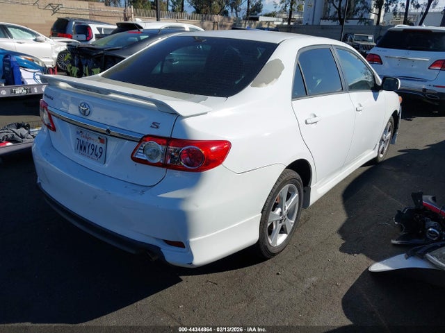 2013 TOYOTA COROLLA 5YFBU4EE8DP180428 Photo 3