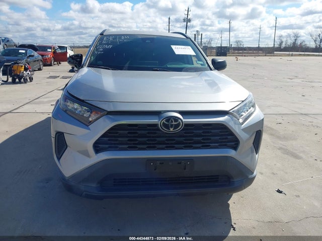 Toyota RAV4 LE 2020 2T3H1RFV6LW076202 Image 13
