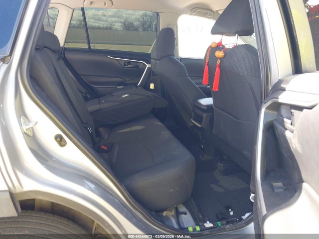 Toyota RAV4 LE 2020 2T3H1RFV6LW076202 Image 8