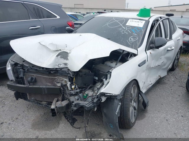 5XXGT4L3XKG318082 KIA Optima S