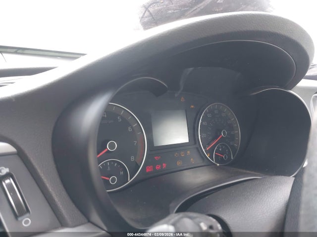 5XXGT4L3XKG318082 KIA Optima S