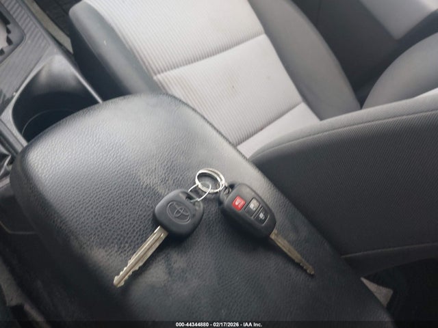 JTMBFREV3EJ009955 Toyota RAV4 LE