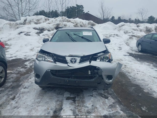 JTMBFREV3EJ009955 Toyota RAV4 LE