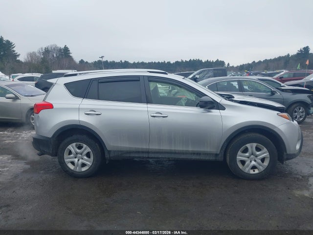 JTMBFREV3EJ009955 Toyota RAV4 LE