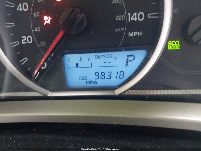 JTMBFREV3EJ009955 Toyota RAV4 LE