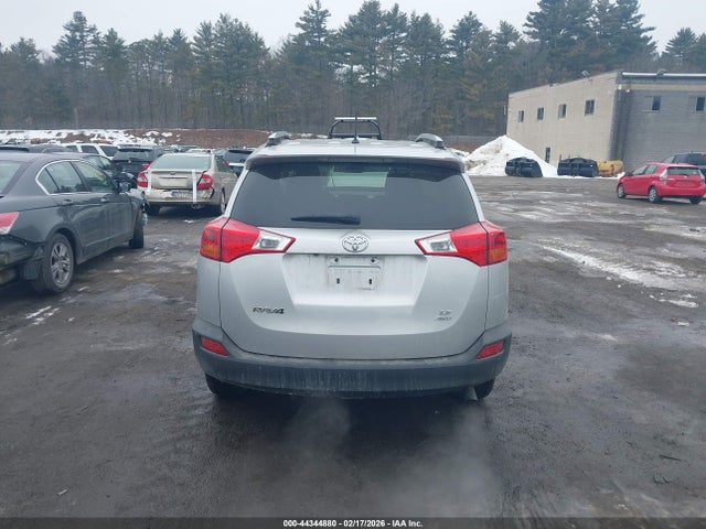 JTMBFREV3EJ009955 Toyota RAV4 LE