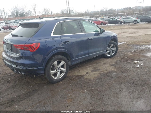 2022 AUDI Q3 WA1BUCF36N1125905 Photo 3