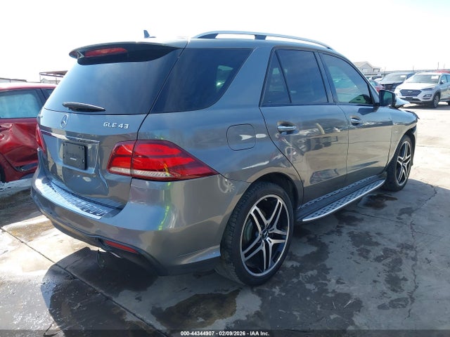 2017 MERCEDES-BENZ AMG GLE 43 4JGDA6EB5HA969662 Photo 3