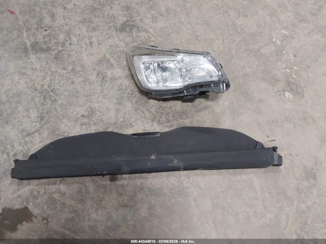 Subaru Forester 2.5i Premium 2018 JF2SJAECXJH567755 Image 12