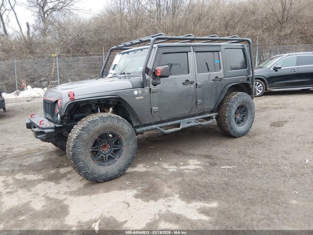 1C4BJWEG1HL558805 Jeep Wrangler Unlimited 75th Anniversary Edition 4x4