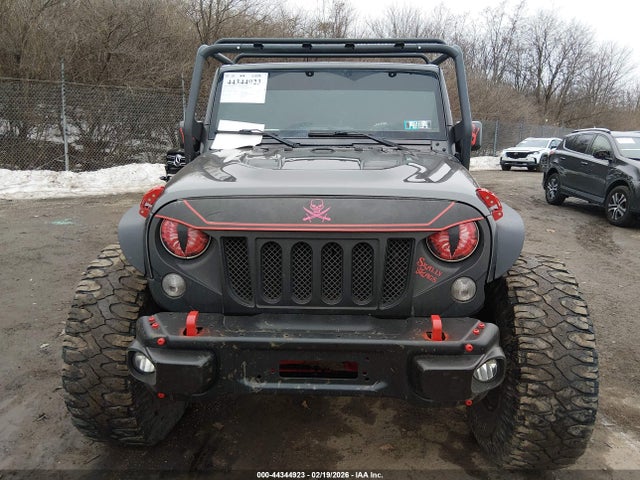 1C4BJWEG1HL558805 Jeep Wrangler Unlimited 75th Anniversary Edition 4x4