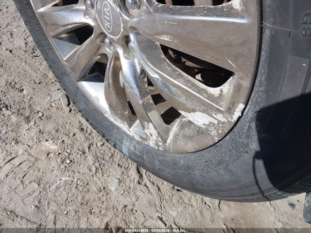 2011 KIA SORENTO 5XYKWDA20BG138455 Photo 5