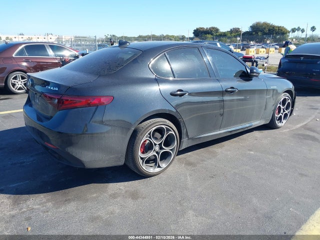Aukcja sprzedaży 2022 Alfa Romeo Giulia Veloce Awd, vin: ZARFANBNXN7653128, numer aukcji: 44344951