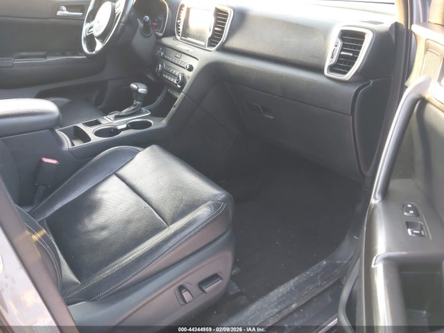 2017 KIA SPORTAGE KNDPNCAC8H7272390 Photo 4