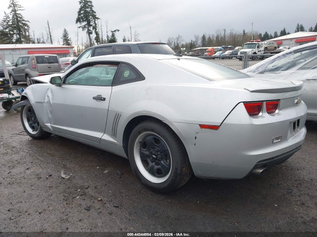 2013 CHEVROLET CAMARO 2G1FE1E31D9213936 Photo 2