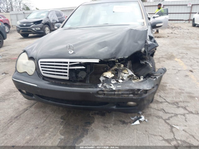 2003 Mercedes-benz C 240 მანქანა იყიდება აუქციონზე, vin: WDBRF81J13F427652, აუქციონის ნომერი: 44344991