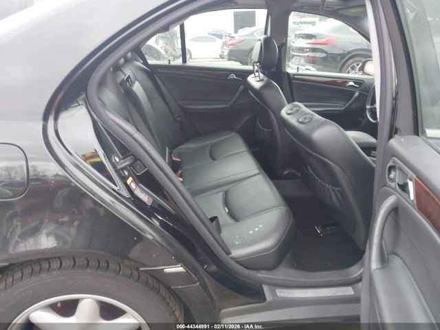 2003 Mercedes-benz C 240 მანქანა იყიდება აუქციონზე, vin: WDBRF81J13F427652, აუქციონის ნომერი: 44344991
