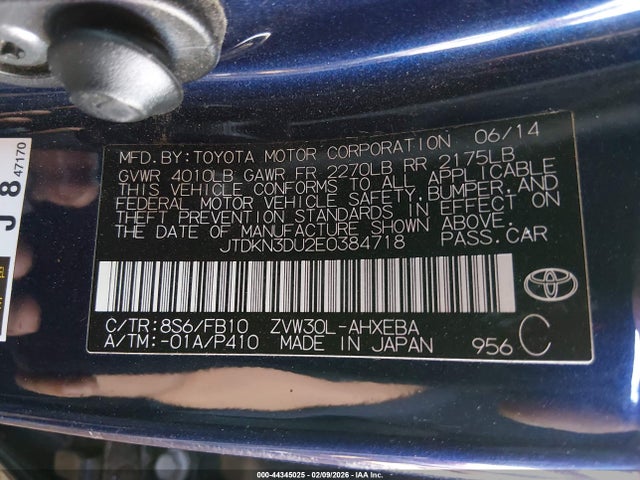 JTDKN3DU2E0384718 Toyota Prius Three