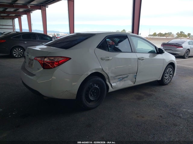Toyota COROLLA LE 2017 5YFBURHE5HP718985 Image 4