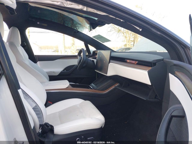 44345192 :رقم المزاد ، 7SAXCAE51NF356436 vin ، 2022 Tesla Model X Dual Motor All-wheel Drive مزاد بيع