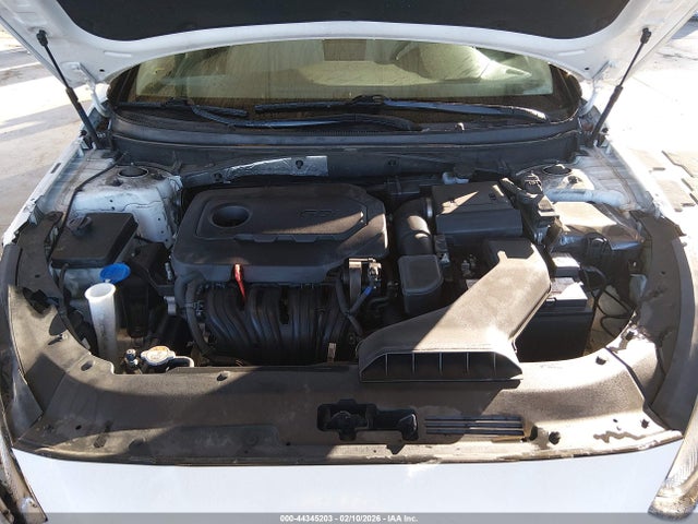 5NPE24AF6JH721177 Hyundai SONATA SE