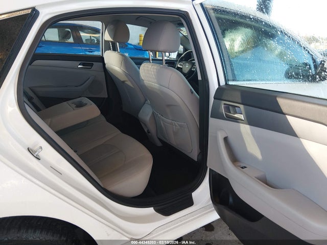 5NPE24AF6JH721177 Hyundai SONATA SE