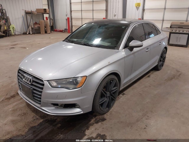 2015 AUDI A3 WAUEFGFF8F1066563 Photo 1