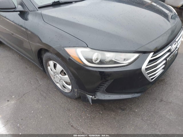 KMHD74LF4HU164520 Hyundai ELANTRA SE