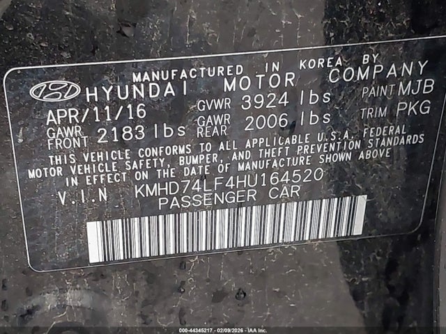 KMHD74LF4HU164520 Hyundai ELANTRA SE