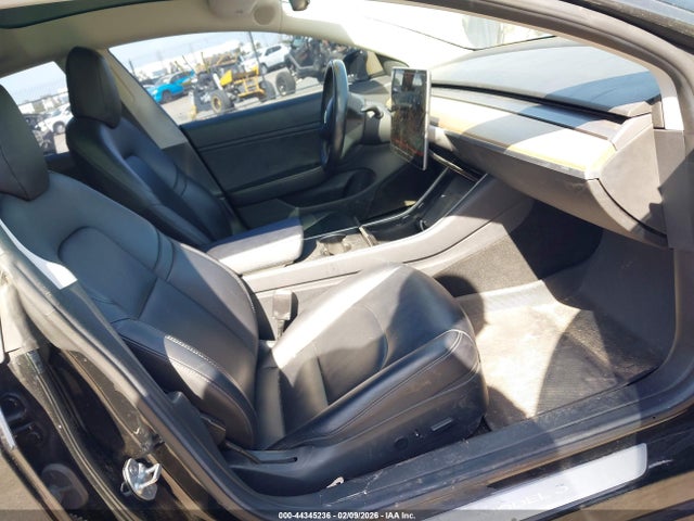 Aukcja sprzedaży 2018 Tesla Model 3 Long Range/mid Range, vin: 5YJ3E1EA0JF011895, numer aukcji: 44345236