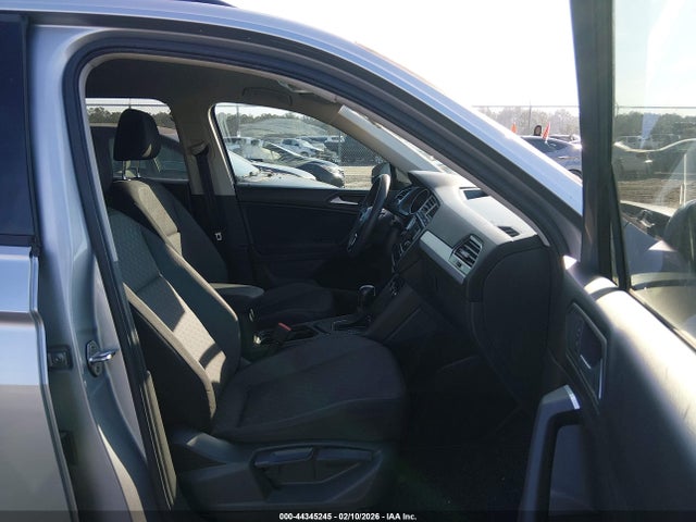 Продажа на аукционе авто 2019 Volkswagen Tiguan 2.0t S, vin: 3VV1B7AX5KM182718, номер лота: 44345245