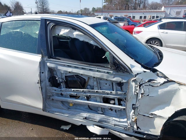 Продаж на аукціоні авто 2018 Infiniti Q50 3.0t Luxe, vin: JN1EV7AR9JM437084, номер лоту: 44345248