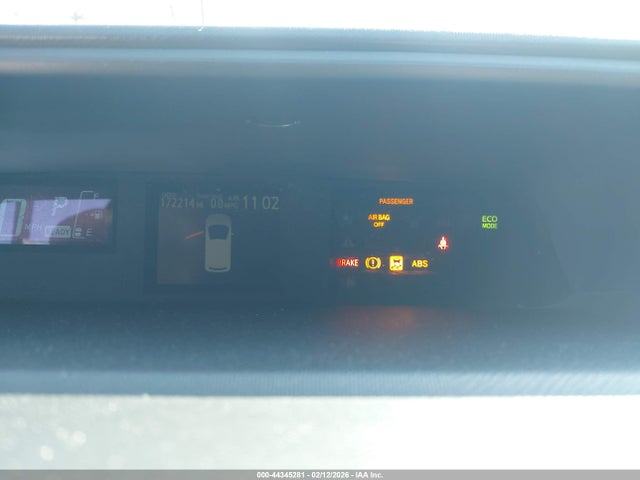 JTDKDTB30E1061856 Toyota Prius C Three