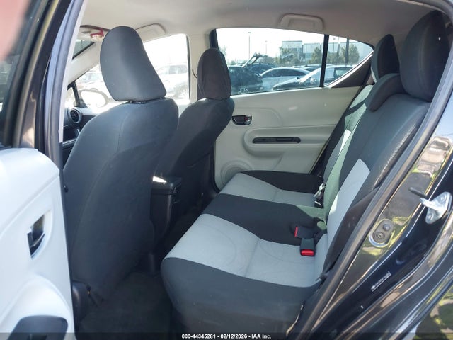 JTDKDTB30E1061856 Toyota Prius C Three