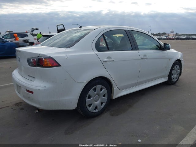 2011 MITSUBISHI LANCER JA32U2FU0BU024702 Photo 3