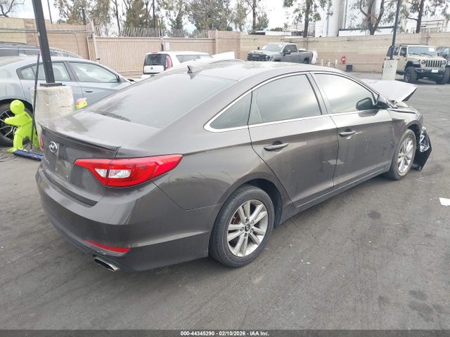 44345290 :رقم المزاد ، 5NPE24AF0FH120158 vin ، 2015 Hyundai Sonata Se مزاد بيع