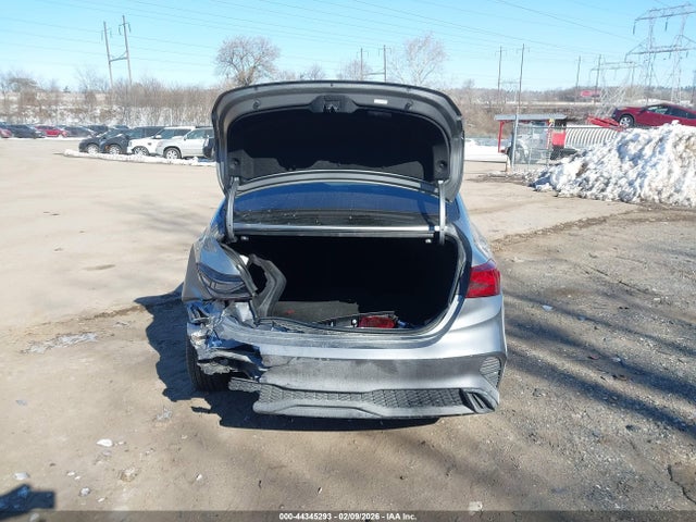 3KPF24ADXNE500579 KIA Forte Lxs