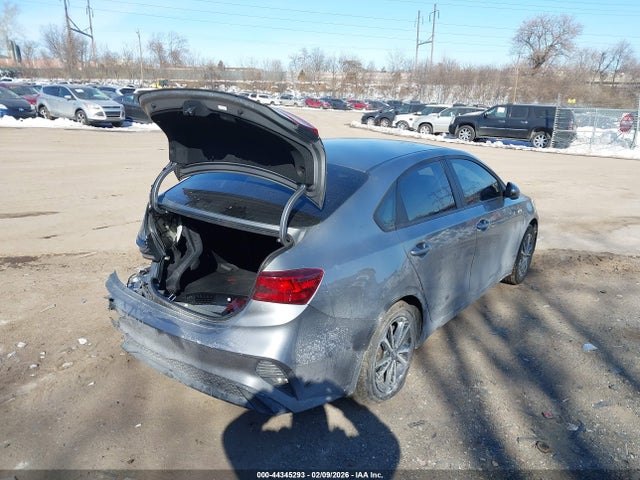 3KPF24ADXNE500579 KIA Forte Lxs