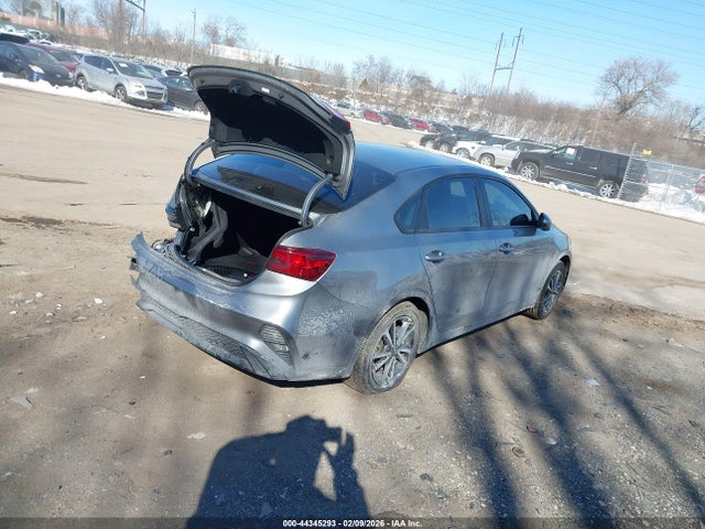 3KPF24ADXNE500579 KIA Forte Lxs
