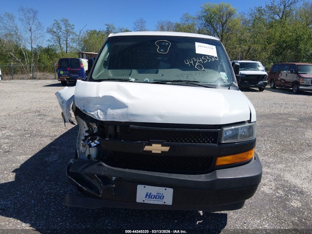 1GCWGAF19K1220035 Chevrolet Express 2500 Work Van