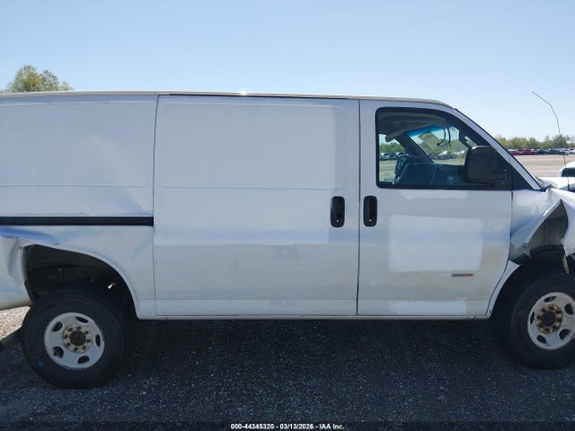 1GCWGAF19K1220035 Chevrolet Express 2500 Work Van