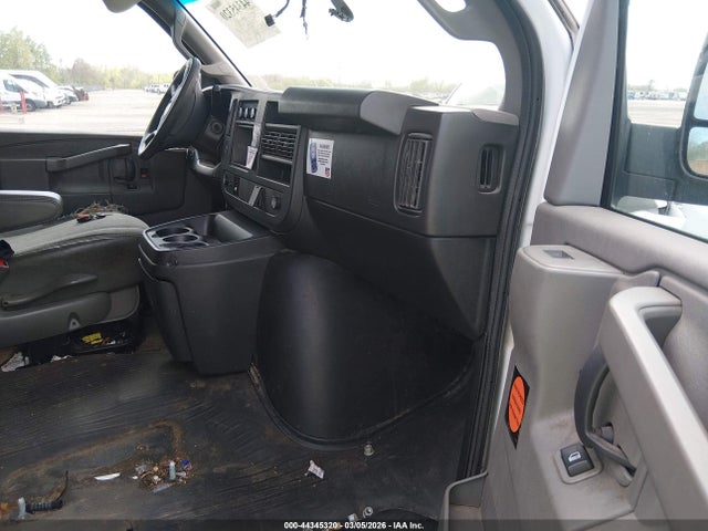 1GCWGAF19K1220035 Chevrolet Express 2500 Work Van