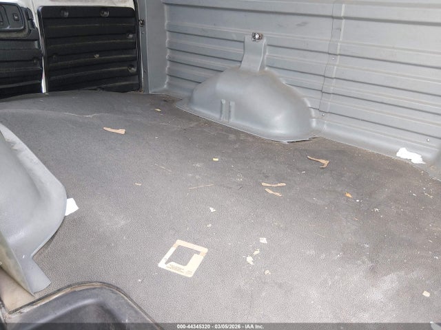 1GCWGAF19K1220035 Chevrolet Express 2500 Work Van