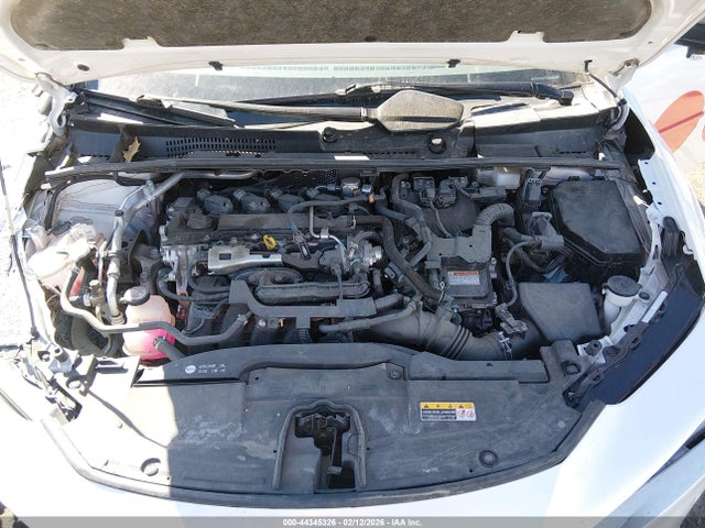 JTDADABU4P3002390 Toyota Prius Le Awd-e