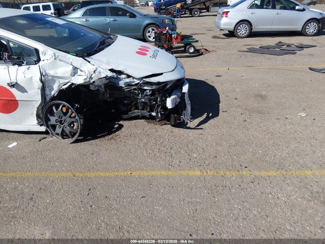 JTDADABU4P3002390 Toyota Prius Le Awd-e