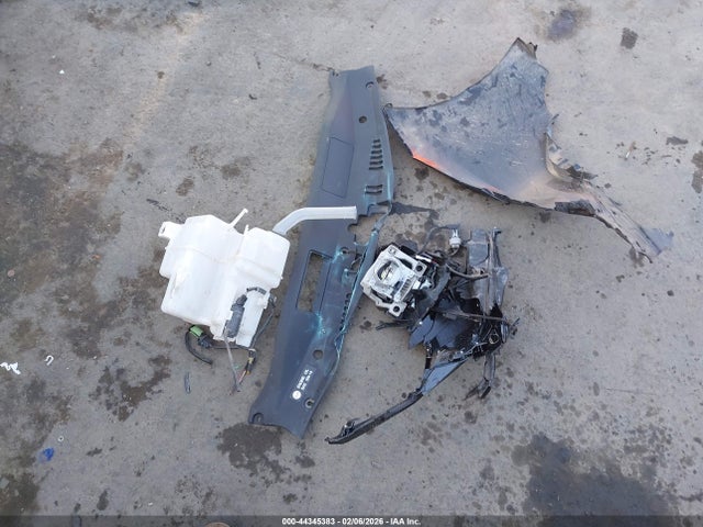 4T1G11AKXMU487364 Toyota CAMRY SE