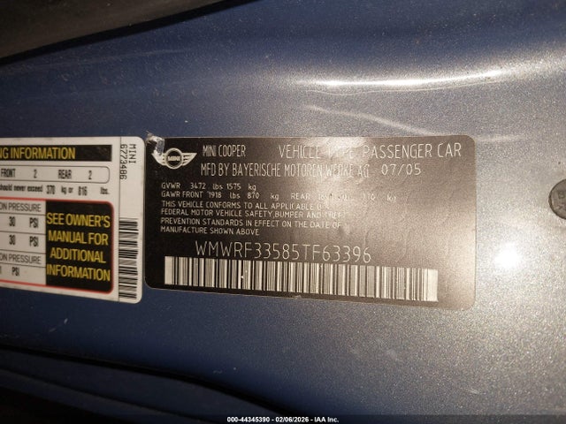 2005 MINI COOPER WMWRF33585TF63396 Photo 8