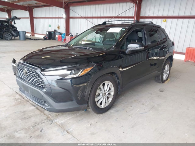 7MUBAABG5RV106255 Toyota Corolla Cross Le