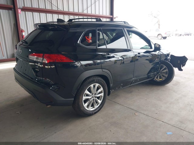 7MUBAABG5RV106255 Toyota Corolla Cross Le