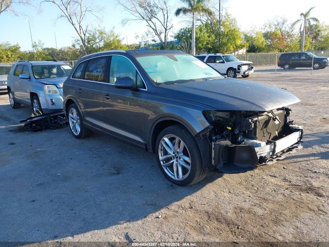 2018 AUDI Q7 WA1VAAF77JD032140 Photo 0